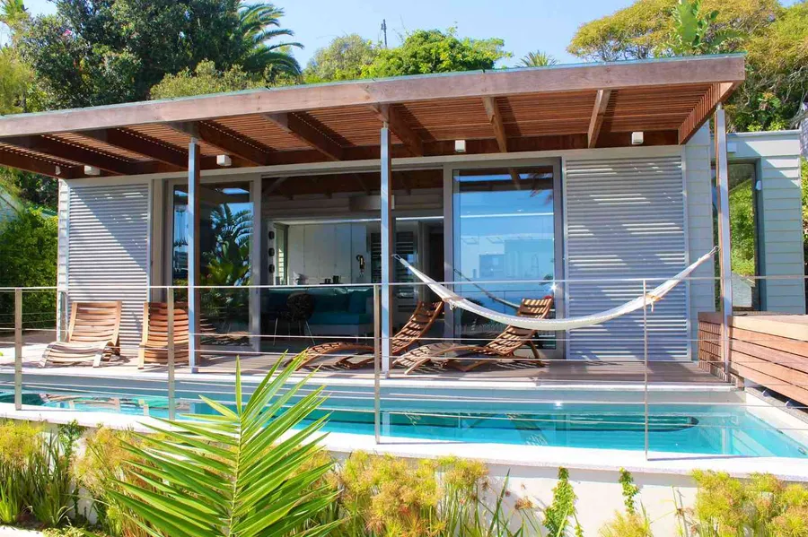 BUNGALOW 52