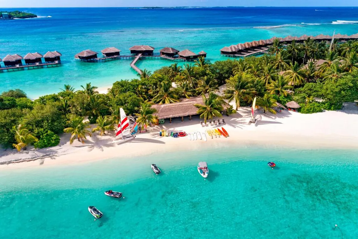 Sheraton Maldives Full Moon Resort